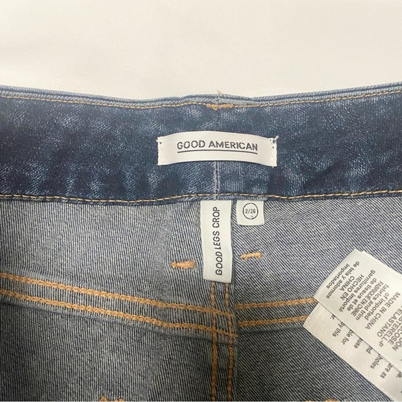 Good American Good Legs Crop Distressed Skinny Jeans NWT - Picture 3 of 10